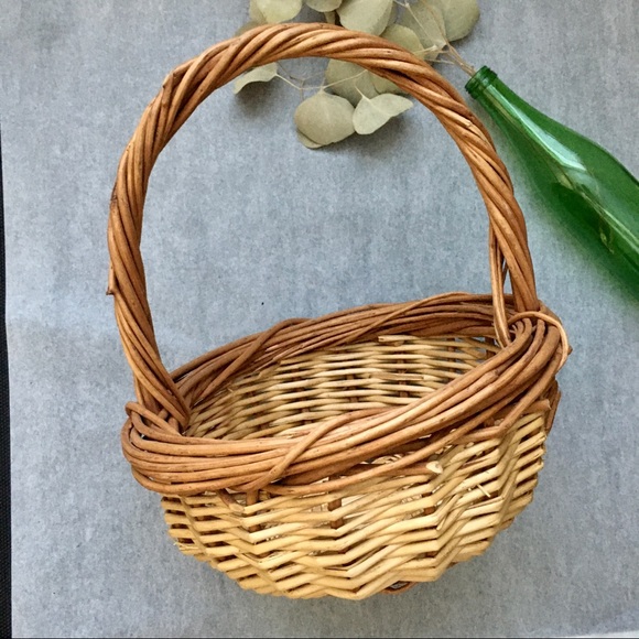 LP Vintage Rattan Basket Thick Handle Natural
